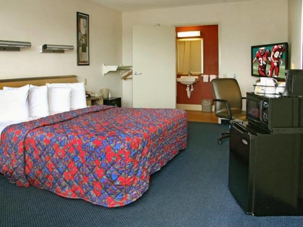 Red Roof Inn Mt Laurel Mount Laurel Exterior foto